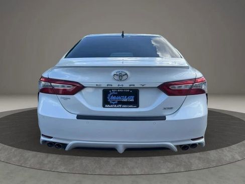Used 2018 Toyota Camry XSE w/ Driver Assist Package FWD image 4