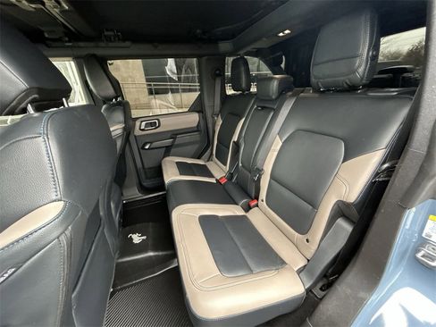 Used 2024 Ford Bronco Wildtrak image 23