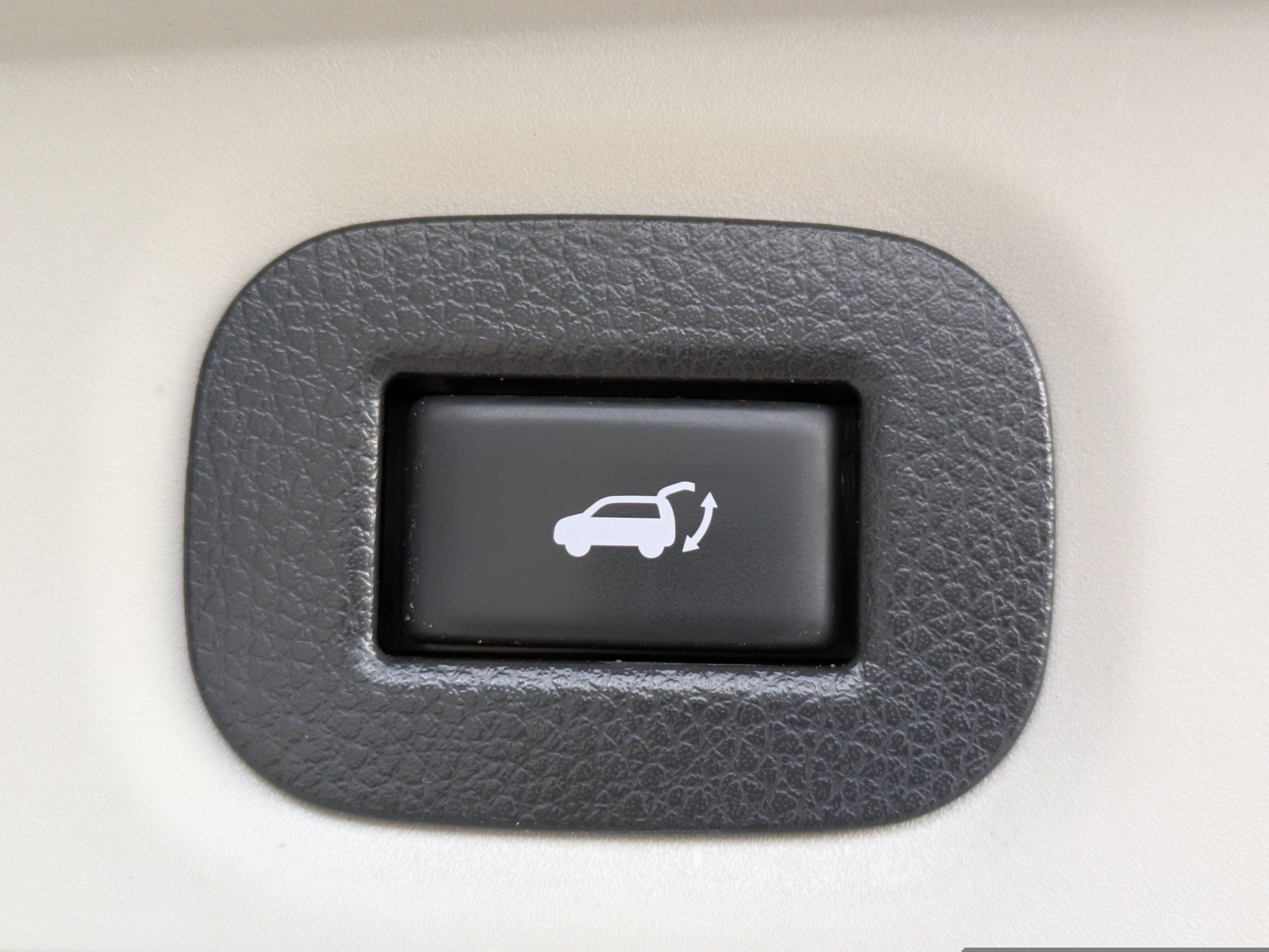 Used 2018 Nissan Rogue SV w/ Premium Package AWD/4WD image 12