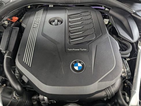 Used 2021 BMW 540i w/ Executive Package image 12