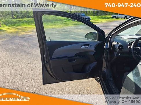 Used 2015 Chevrolet Sonic LT FWD image 14