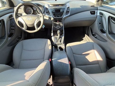 Used 2015 Hyundai Elantra SE FWD image 27