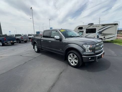 Used 2017 Ford F150 Platinum w/ Equipment Group 701A Luxury AWD/4WD image 2