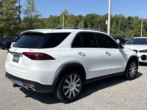 Used 2025 Mercedes-Benz GLE 450e 4MATIC image 3