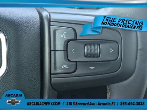 Used 2023 GMC Yukon AT4 w/ LPO, Floor Liner Package AWD/4WD image 28