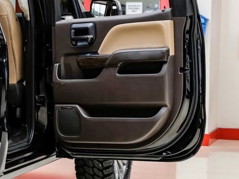 Used 2018 GMC Sierra 1500 Denali image 42