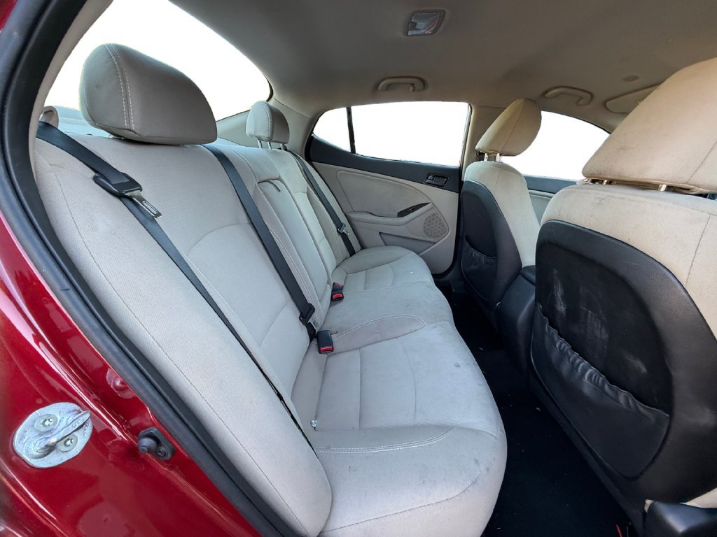 Used 2012 Kia Optima LX FWD image 14