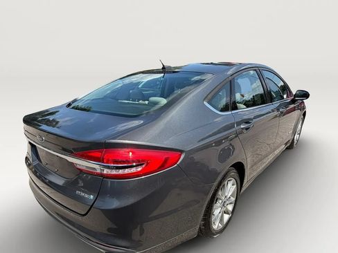 Used 2017 Ford Fusion S FWD image 3
