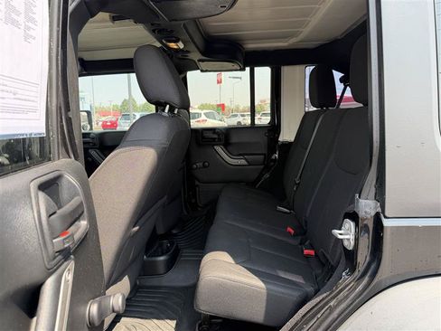Used 2016 Jeep Wrangler Unlimited Sport AWD/4WD image 11