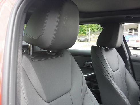 Used 2021 BMW 330e w/ Convenience Package RWD image 31