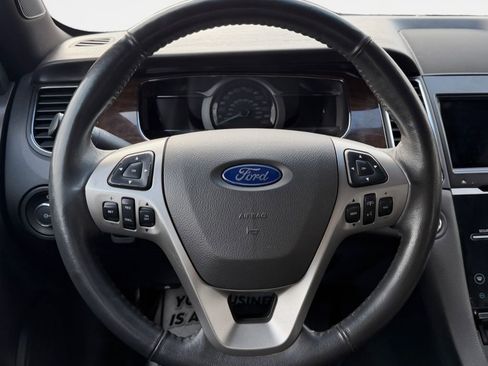 Used 2019 Ford Taurus Limited image 18