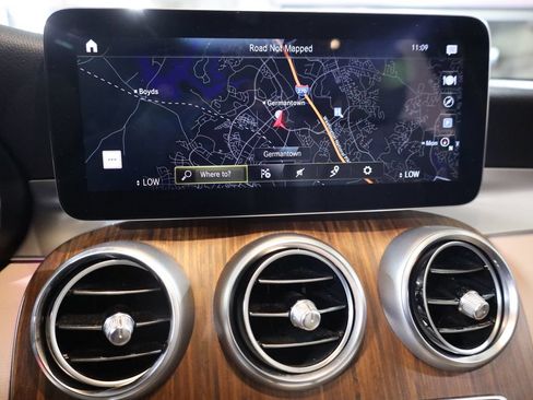 Used 2022 Mercedes-Benz GLC 300 4MATIC image 81