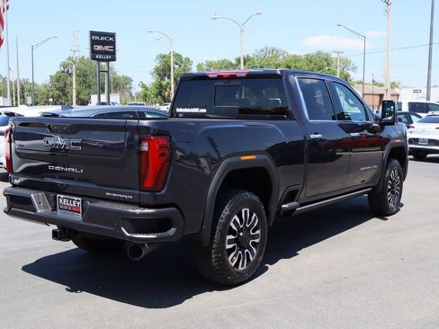 New 2026 GMC Sierra 2500 Denali Ultimate AWD/4WD image 5