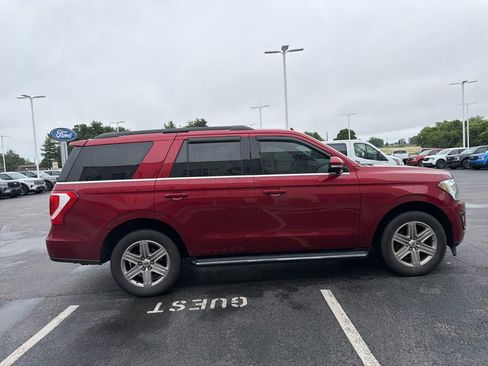 Used 2019 Ford Expedition XLT w/ Equipment Group 202A AWD/4WD image 5