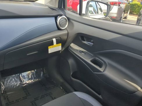 New 2025 Nissan Versa SV w/ Trunk Package image 16