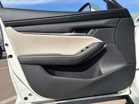 New 2026 MAZDA MAZDA3 2.5 S Sedan w/ Preferred Pkg image 10