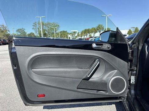 Used 2019 Volkswagen Beetle 2.0T S FWD image 13