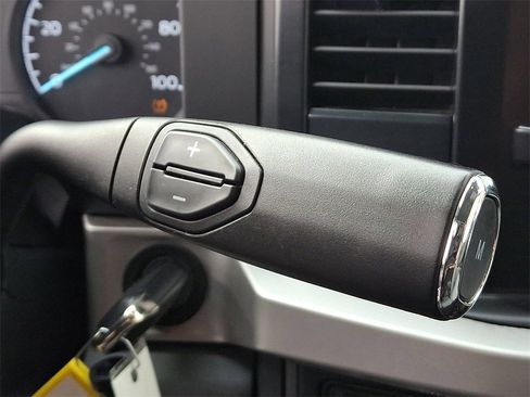 Used 2025 Ford F250 XLT w/ Snow Plow Prep Package image 15