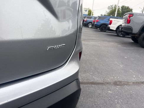 Used 2024 Ford Edge SEL w/ Convenience Package AWD/4WD image 11
