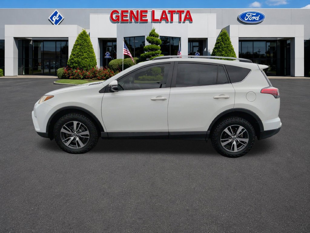 Used 2018 Toyota RAV4 XLE w/ Plus Extra Value Package AWD/4WD image 13