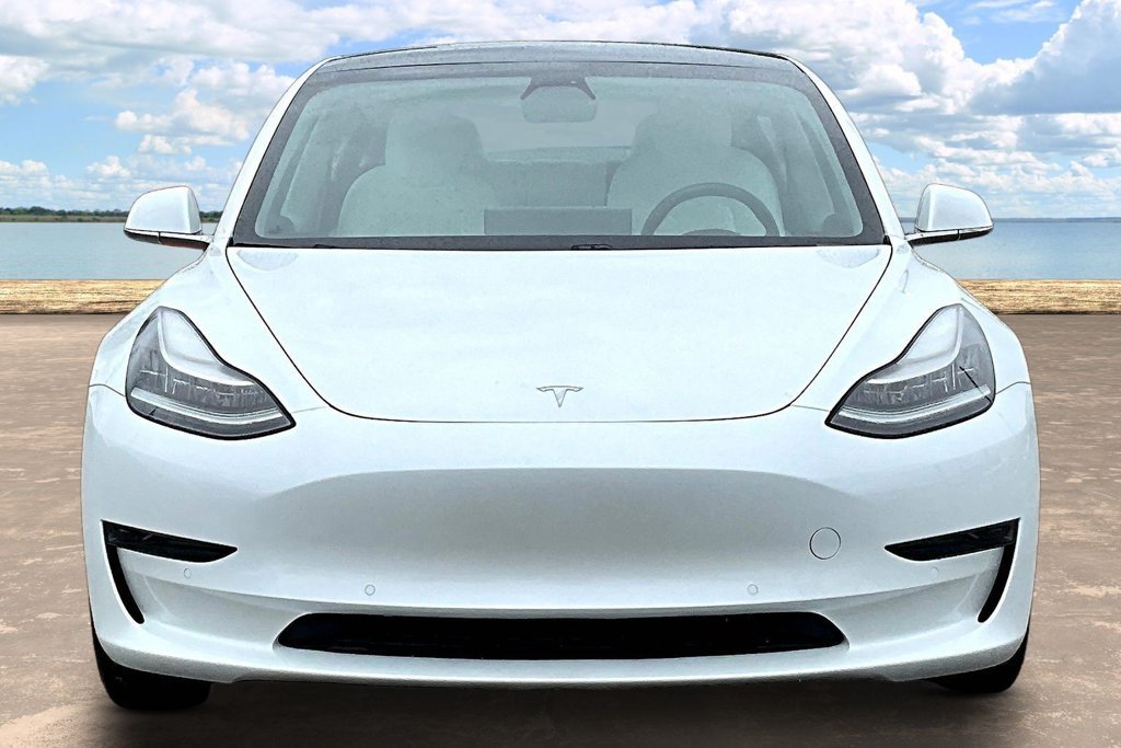 Used 2020 Tesla Model 3 Standard Range Plus RWD image 2