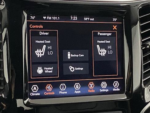 Used 2020 Jeep Cherokee Limited image 7