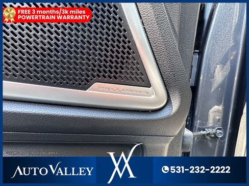 Used 2022 Kia Telluride EX w/ EX Premium Package image 16