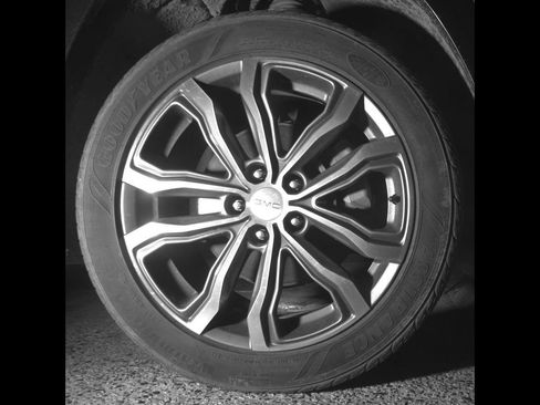 Certified 2019 GMC Terrain Denali w/ Driver Alert Package II AWD/4WD image 12