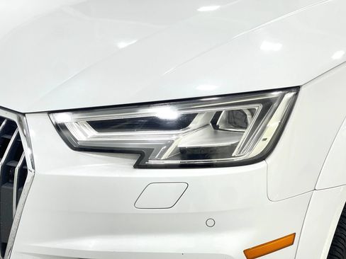 Used 2018 Audi A4 2.0T allroad Premium Plus AWD/4WD image 33