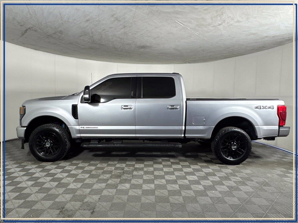 Used 2022 Ford F250 Lariat w/ Black Appearance Package AWD/4WD image 13