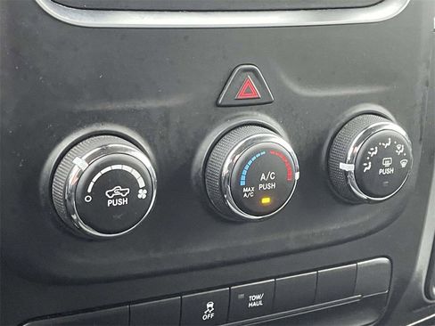 Used 2024 RAM 1500 Classic SLT image 25