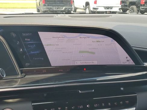 Used 2023 Cadillac Escalade Sport w/ LPO, ONYX Package AWD/4WD image 26