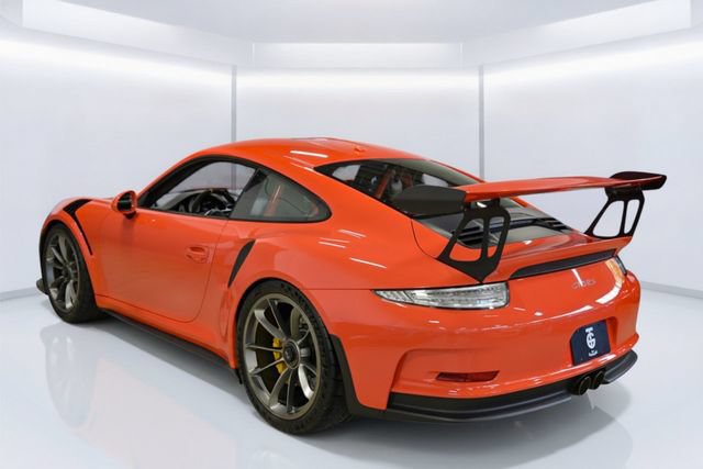 Used 2016 Porsche 911 GT3 RS RWD image 4