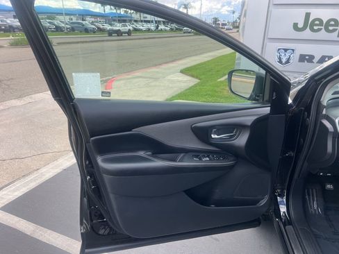 Used 2024 Nissan Murano SV w/ SV Midnight Edition Package FWD image 20