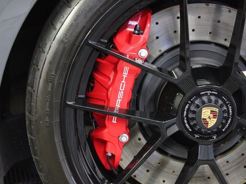 Used 2025 Porsche 911 Carrera 4 GTS image 42