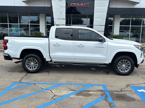 Certified 2023 Chevrolet Colorado LT w/ LT Convenience Package image 9