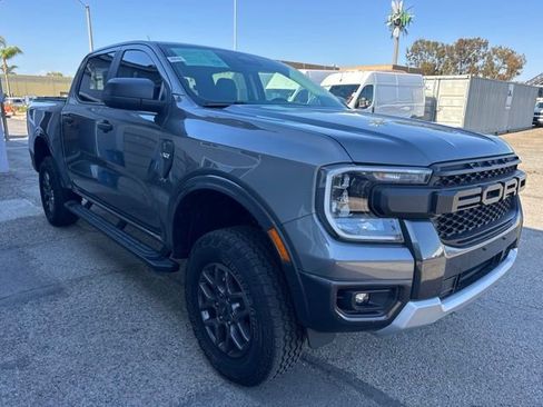 Used 2024 Ford Ranger XLT w/ FX4 Off-Road Package AWD/4WD image 3