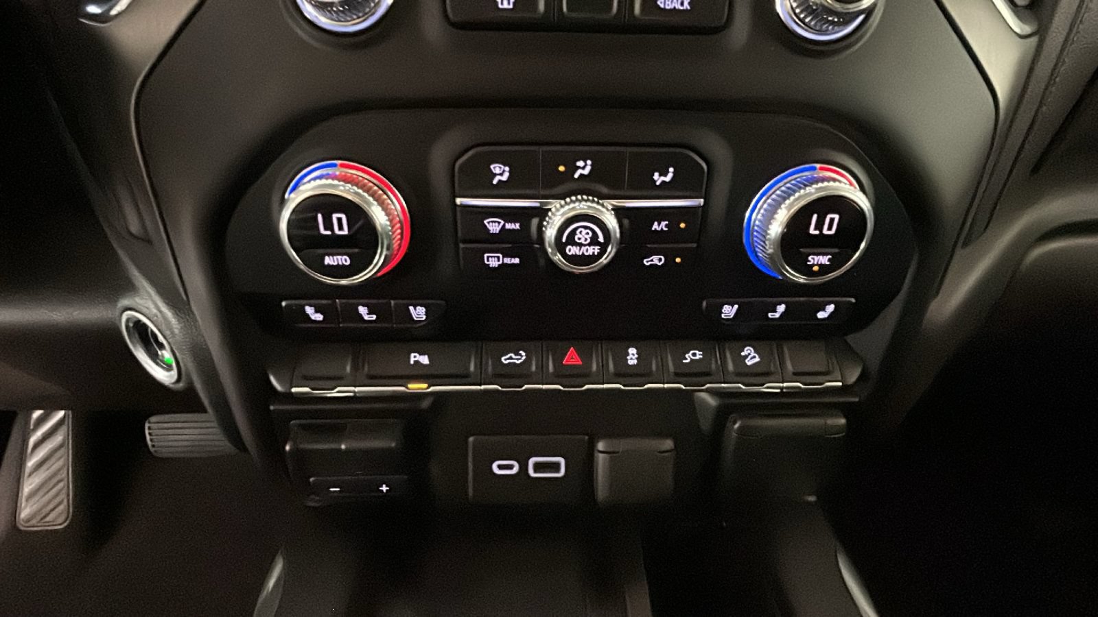 Used 2021 GMC Sierra 1500 Denali AWD/4WD image 26