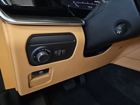 New 2026 Jeep Grand Wagoneer Summit AWD/4WD image 21