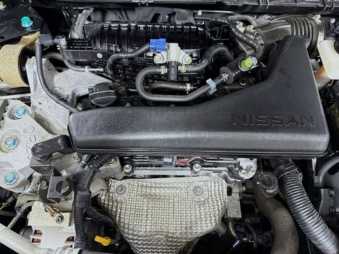 Used 2018 Nissan Rogue S image 38