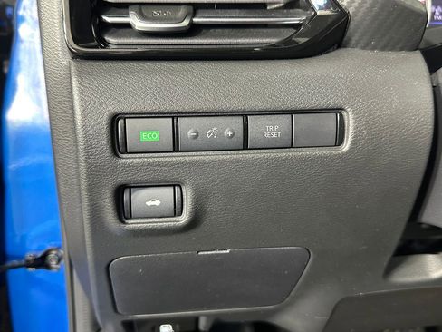 Used 2020 Nissan Sentra SR FWD image 23