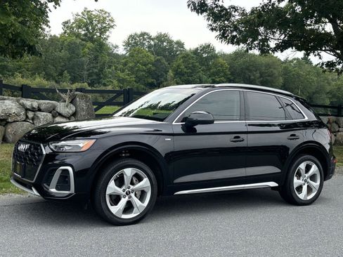 Used 2023 Audi Q5 2.0T Premium Plus w/ Premium Plus Package AWD/4WD image 12