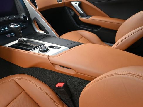 Used 2016 Chevrolet Corvette Z06 w/ 3LZ Preferred Equipment Group image 18