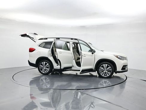 Used 2022 Subaru Ascent Limited w/ Technology Package image 51