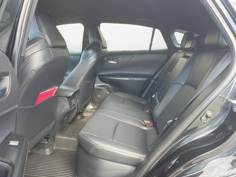 Certified 2023 Toyota Venza Nightshade image 15