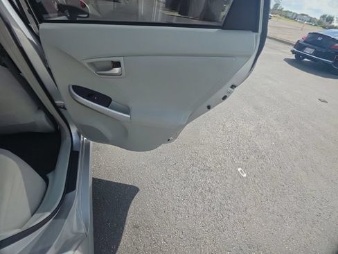 Used 2015 Toyota Prius Three FWD image 30