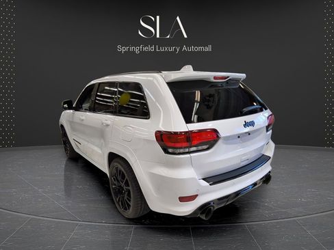Used 2021 Jeep Grand Cherokee SRT AWD/4WD image 9
