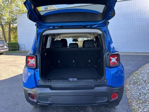Used 2020 Jeep Renegade Sport image 10