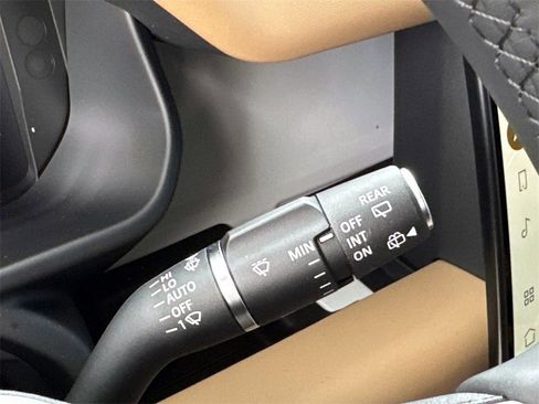 New 2026 Land Rover Defender 130 S image 30