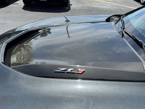 Used 2018 Chevrolet Camaro ZL1 RWD image 15